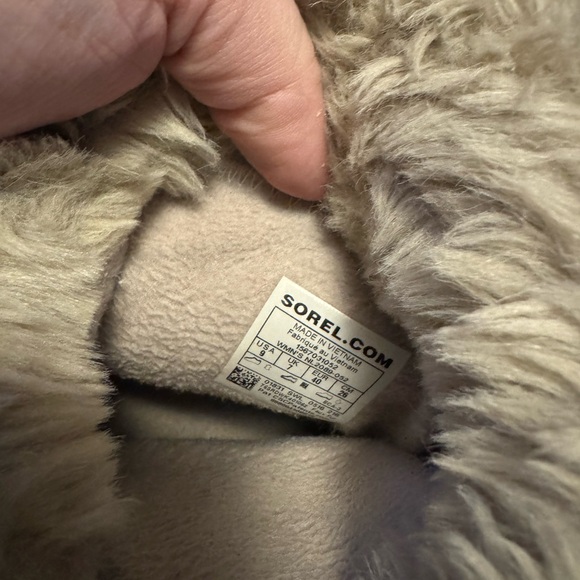 Sorel Women's Charcoal and Black Winter Boots - Picture 5 of 6